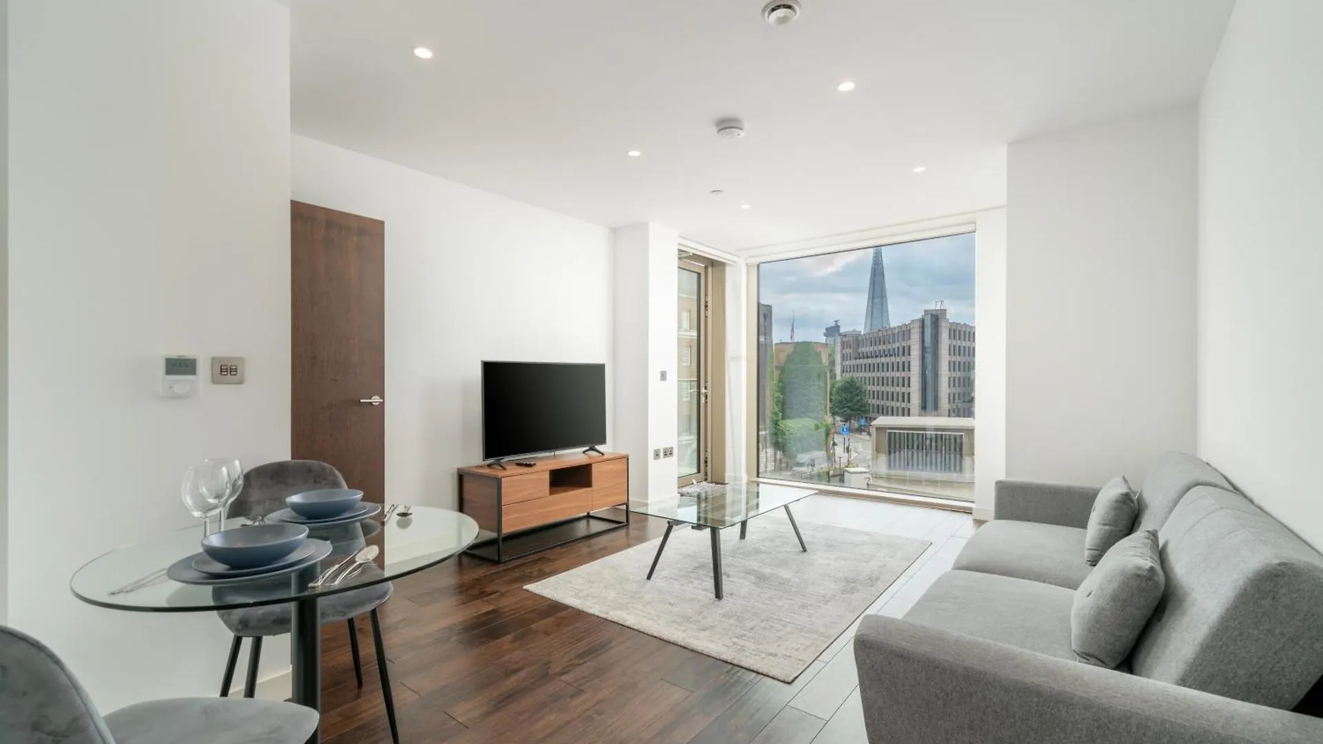Luxury 1 Bed Apartment In Tower Hill London Egyesült Királyság