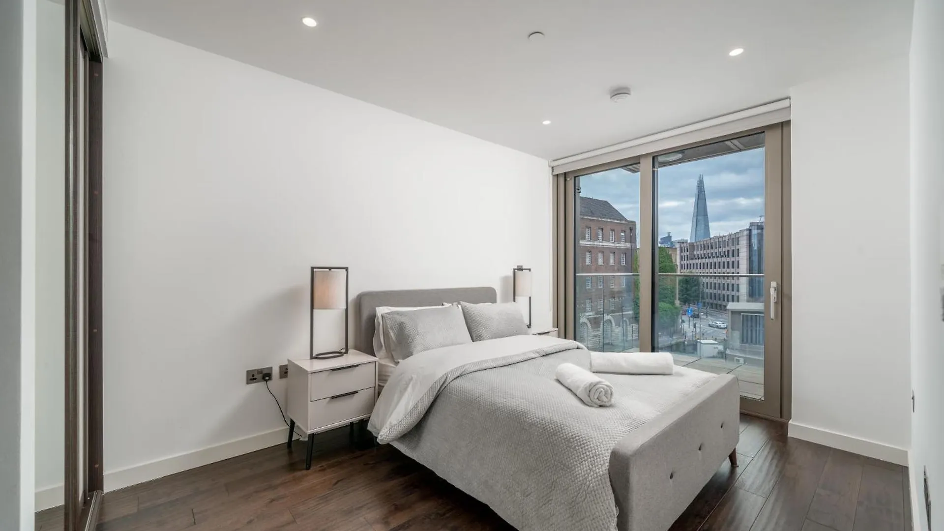 Luxury 1 Bed Apartment In Tower Hill London Egyesült Királyság